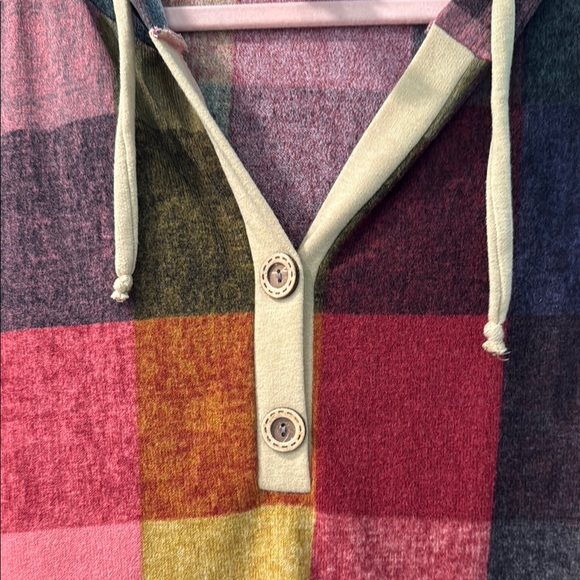 BiBi Plaid Hooded V-neck Cozy Knit - Picture 3 of 7